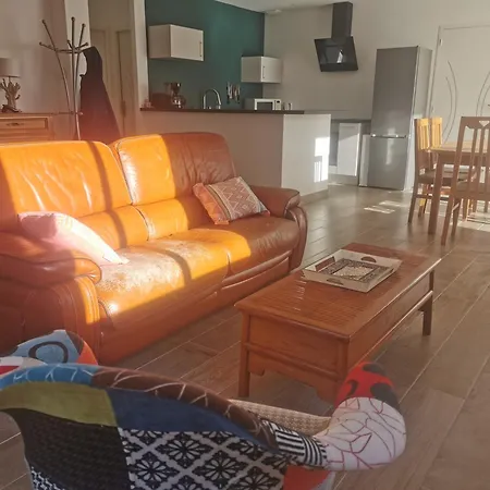 Aux Portes De Chausey Holiday home Saint-Pair-sur-Mer